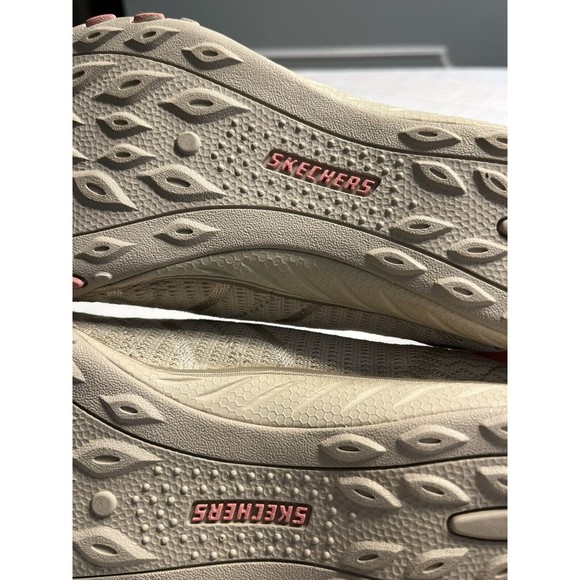Skechers Relaxed Fit Memory Foam Slip On Women’s 9.5 Shoes EUC - Picture 6 of 12
